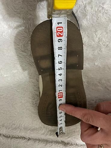 Женская обувь: Детские туфли-мокасины с ремешком Mary Jane.Одеты пару раз - Цвет — 5