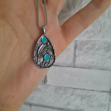 украшение шампанского для свадьбы: Новая нежная подвеска с цепочкой из бижутерного сплава с эмалью — 2