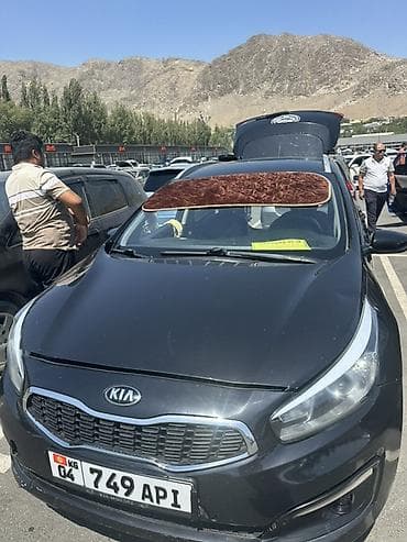samsung avto: Kia Ceed: 2015 г., 1.4 л — 1
