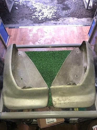 surf: БРЫЗГОВИКИ ЗАДНИЕ ТОЙЕТА СУРФ 185 б/у Оригинал ! Рынок кудайберген — 1