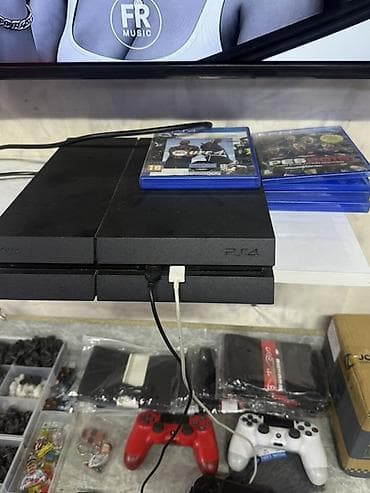 ultra 1: PlayStation 4 (PS4) — классическая версия консоли Комплектация и — 1