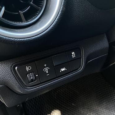 Транспорт: Kia K3: 2019 г., 1.6 л, Вариатор, Бензин, Седан — 10