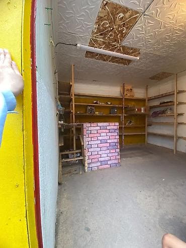 Недвижимость: Продаётся павильон тел. - Корпус из деревянных реек, окраска — 4
