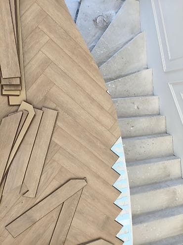 Напольные работы: Укладка теплого пола, Укладка пола, Монтаж напольных плинтусов | Ковролин, Паркетная доска, Наливные полы Больше 6 лет опыта — 4