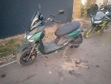 японские мопеды: Цена для привлечения!!! Скутер самурай 150 куб, зелёно‑чёрный есть — 1