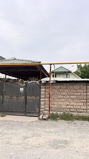 Продаеться дом котрому всего 10/11 лет 1)150 квадарат 2)Газ