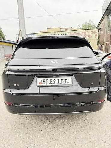 радатор: Lixiang L7: 2025 г., 1.5 л, Автомат, Гибрид, Кроссовер — 2