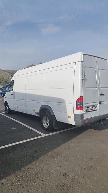 на грузовое авто: Mercedes-Benz Спринтер: 2003 г., 2.2 л, Механика, Дизель, Фургон — 4