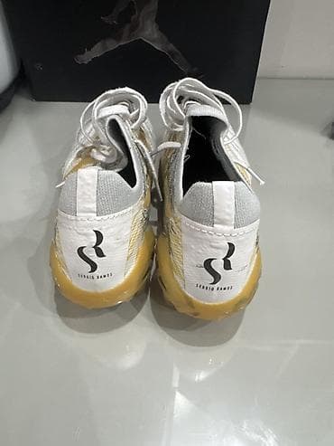 Спорт жана хобби: Футбольные бутсы Mizuno Morelia Neo Beta SR4 “Sergio Ramos” - — 2