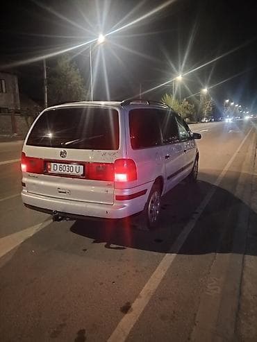 passat b3 капот: Volkswagen Sharan: 2001 г., 2 л, Ручные, Бензин, Минивэн — 3