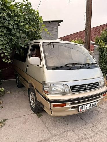 1994: Toyota Hiace: 1994 г., Автомат, Бус — 3