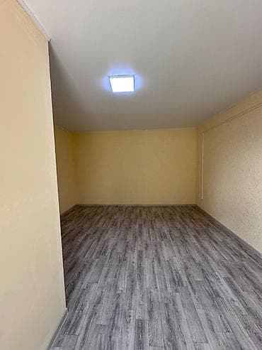 бишкек восток 5: Сдается студия квартира гостиничного типа, душ туалет внутри, по — 4