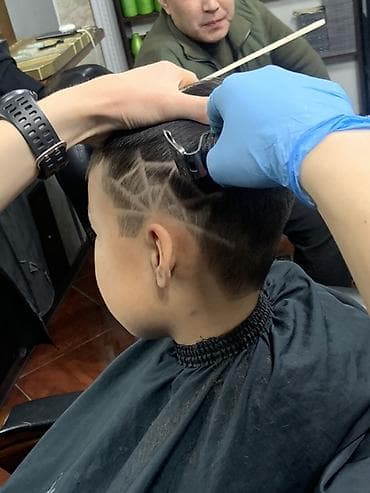 официант в бар: Требуется мастер мужской стрижки Район Ак-ордо — 1