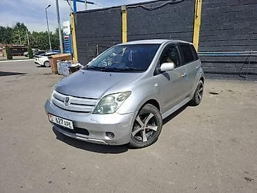 авто заратка: Toyota Ist: 2004 г., 1.5 л, Автомат, Газ, Хетчбек — 1