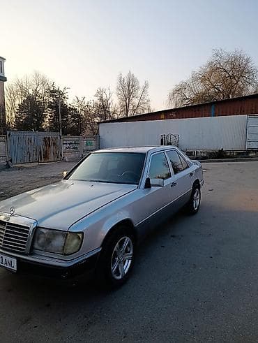 накладка w210: Mercedes-Benz W124: 1991 г., Ручные, Седан — 1