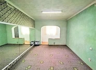 Коммерческая недвижимость: Продаю 2-комн. помещение в микр. Улан 2. 36 кВ. м. Подходит для: - — 1