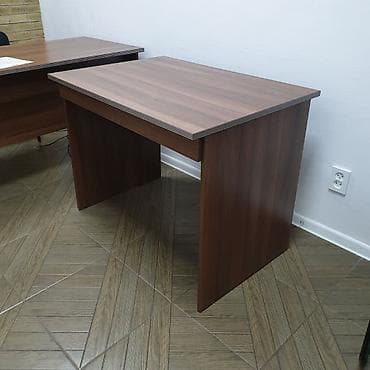 компьютерный стол табылга: Кеңсе үчүн үстөл, Колдонулган, Жөндөлбөй турган, түсү - Күрөң, Тик бурчтуу, ЛДСП, Өзү алып кетүү, Акылуу жеткирүү — 1