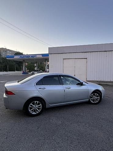 Унаа: Honda Accord: 2003 г., 2 л, Автомат, Бензин, Седан — 4