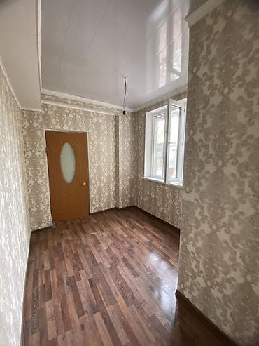 2квартиры: Продается 2-квартира барачного типа, +кухня В кв имеется душ/туалет — 9