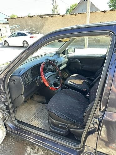 св 95: Volkswagen Golf: 1992 г., 1.8 л, Механика, Бензин, Хэтчбэк — 6