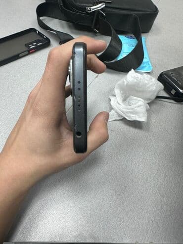 телефонго алмашам: Poco X4 GT, Колдонулган, 256 ГБ, түсү - Боз, 2 SIM — 4