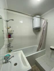 бесплатные объявления недвижимость бишкек: 1 комната, 44 м², Элитка, 6 этаж, Дизайнерский ремонт — 5