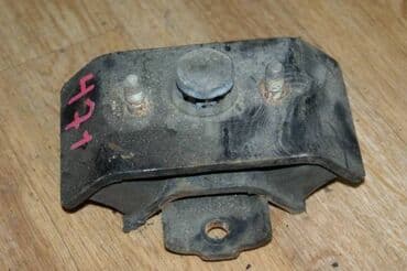 бикхорн: Подушка коробки передач Isuzu 1999 г., Б/у, Оригинал, Япония — 4