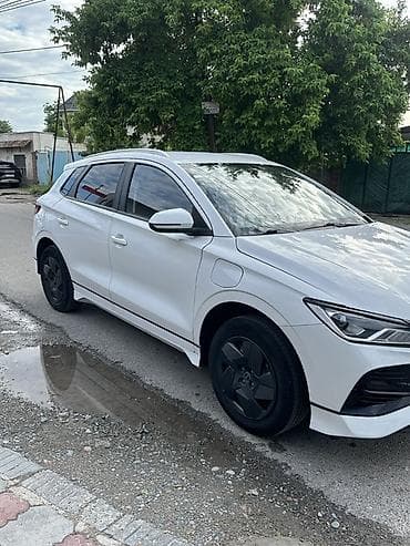 отдам в расрочку: BYD E2: 2023 г., Автомат, Электромобиль, Кроссовер — 2