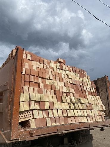 Кирпич керамический (пористый и полнотелый), обожженный. Разные — 2