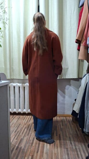 с переездом: Демисезонные пальто, плащ и куртка. Состояние отличное, почти не — 5