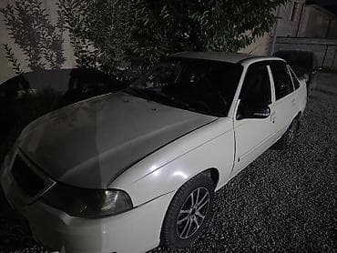Daewoo Nexia: 2012 г., Седан — 3