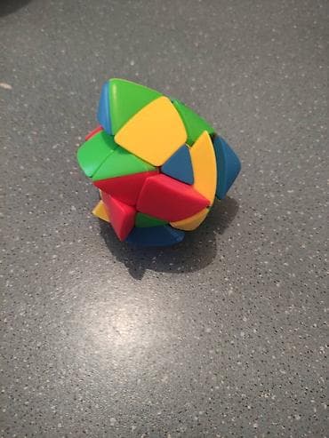 3д пазлы: Пираморфикс от MoYu/Meilong — разноцветная головоломка в форме — 3