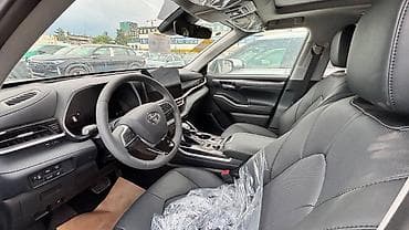 carplay android: Toyota Highlander: 2026 г., 2 л, Автомат, Бензин, Кроссовер — 10