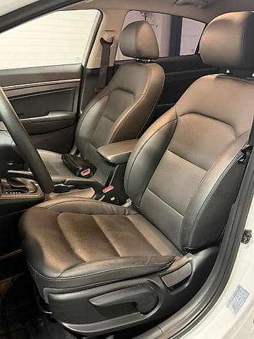Транспорт: Hyundai Avante: 2019 г., 1.6 л, Автомат, Бензин, Седан — 10