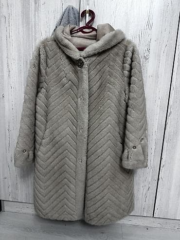 Аксессуарлар: Шуба из норки, цвет светло‑серый (пепельный), пошив “ёлочка”. - Крой — 2