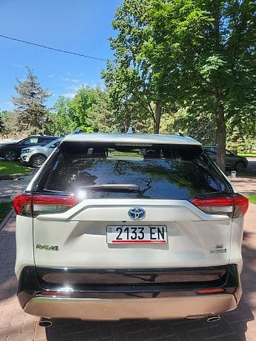 ram dodge: Toyota RAV4: 2023 г., 2.5 л, Автомат, Гибрид, Внедорожник — 6