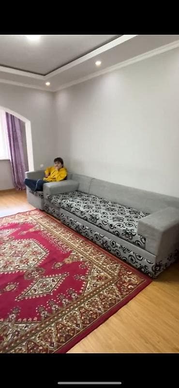 Угловые диваны: Угловой диван, C подушками — 2