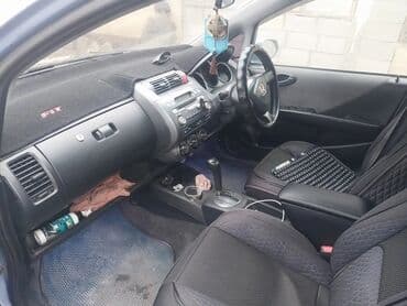 обмен на авто с доплатой: Honda Fit: 2003 г., 1.3 л, Вариатор, Бензиновая, Хэтчбэк — 8