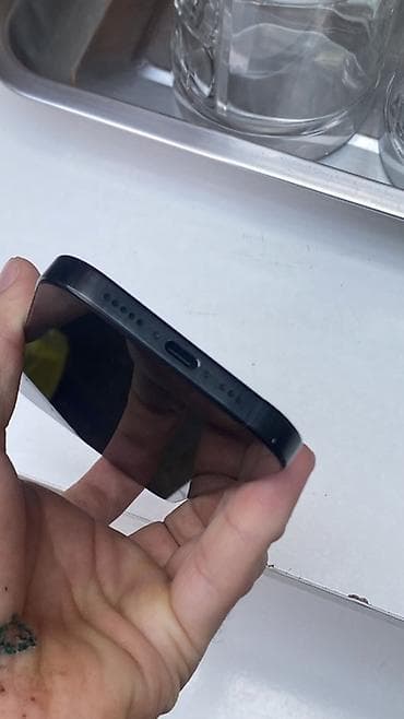 iphone 8x: IPhone 16 Pro, Б/у, 256 ГБ, Black Titanium, 90 % — 5