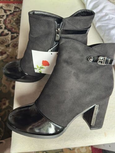 обувь подросковый: Ботинки, 40, Новый, цвет - Черный — 1