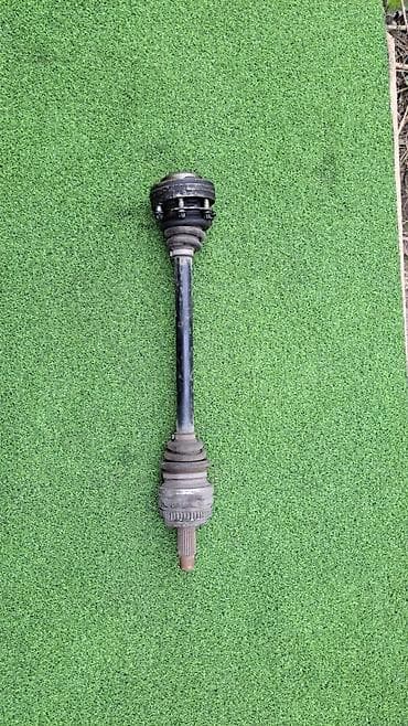 Привод задний E90 7 559. 091 В отличном состоянии, очень большой at lalafo.kg Привод задний E90 7 559. 091 В отличном состоянии, очень большой