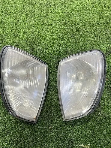 туманик 210: Комплект передних поворотников Тойота Ленд Круизер 105(до рест) — 1