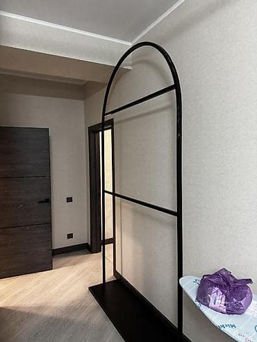 Сантехника: Кийимдер үчүн текче, Темир — 2