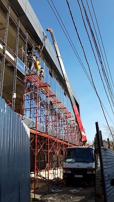 caterpillar: Стрела 10 м, 3 т — 7