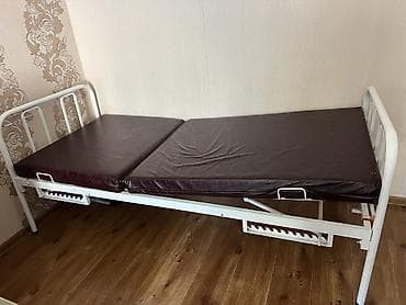 Медтовары: Кровать для лежачих больных состояние отличное цена 20 000с — 3