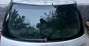 Унаа тетиктери: Айнек Багажниктин Subaru, 2003 г., Колдонулган, Оригинал — 2
