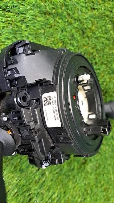 e90: Подрулевые переключатели для BMW 3-серия E90/E91 Номер 6 989 —-557 — 6