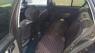 Унаа сатуу: Volkswagen Vento: 1992 г., 1.8 л, Кол менен иштөөчү, Бензин — 8
