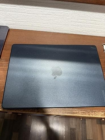 macbook м2: Продаж Apple MacBook Pro 14" (2021) 16GB RAM/ 512GB SSD Silver(Цвет — 1