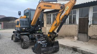 срочно продаю в связи с переездом: С лебедкой, С гидроманипулятором, Со сдвижной платформой — 2